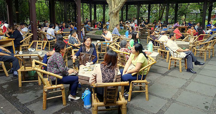 people's park teahouse in chengdu