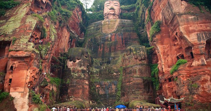 giant buddha leshan